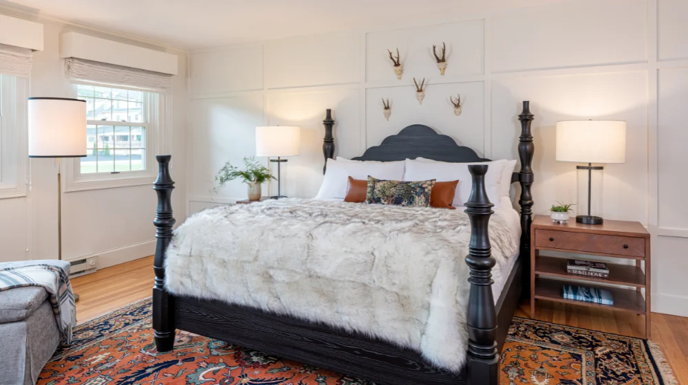 Bedroom with furniture